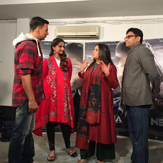 Akshay Kumar visits team Neerja during promotion