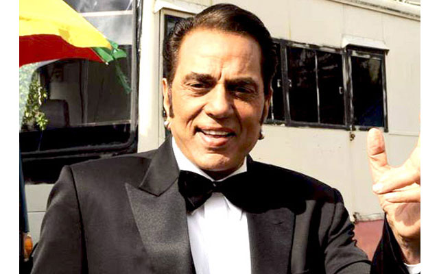 Dharmendra admitted to hospital