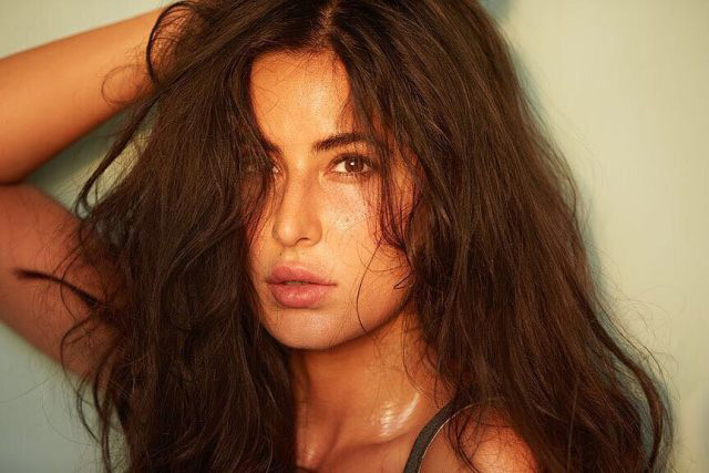 Katrina Kaif shooting at 44 degrees! shares picture on Instagram