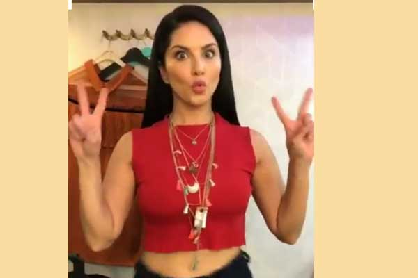 Sunny Leone posts two interesting videos for her fans on Instagram