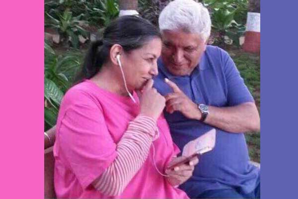 Shabana Azmi,Javed Akhtar completed 33 years of married life