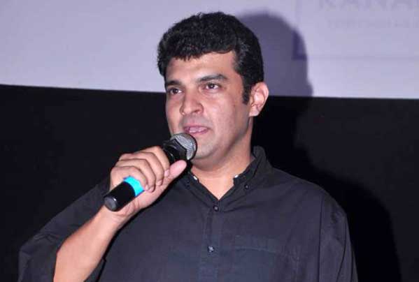 Siddharth Roy Kapur signs on director Vinil Mathew and writer Sudip Sharma for real life inspired thriller
