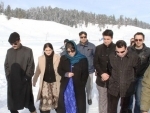 TV actor Imran Khan earns praise of J&K C.M Mehbooba Mufti over 'Sargoshiyan'..