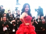 Cannes: Aishwarya steals show with stunning red gown