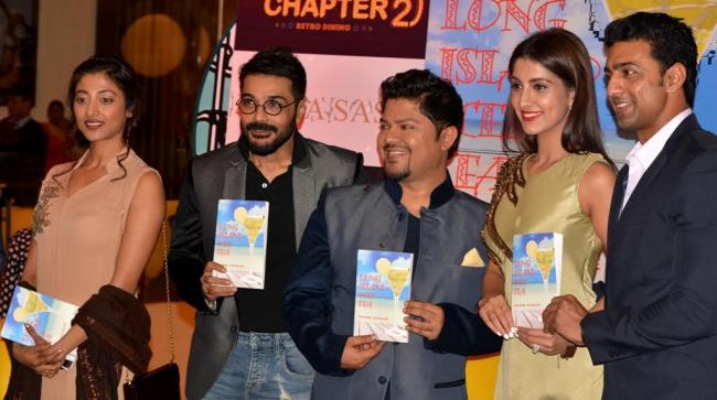 Actors Prosenjit, Dev and Paoli Dam launch Ram Kamal Mukherjeeâ€™s book â€˜Long Island Iced Teaâ€™