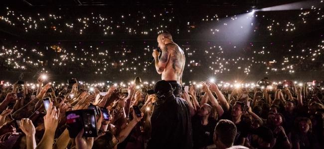 Linkin Park frontman Chester Bennington commits suicide