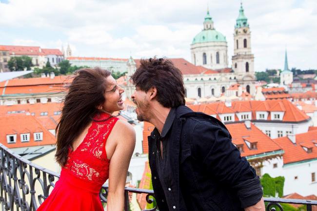CBFC objects to the word 'intercourse' in Shah Rukh Khan's next Jab Harry Met Sejal