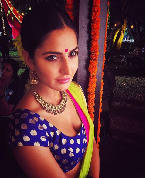 Katrina Kaif looks glamorous in saree, shares image on Instagram 