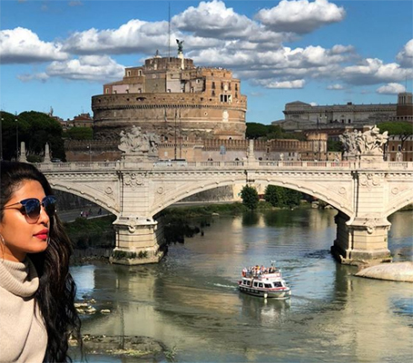 Priyanka Chopra enjoying her Roman holiday