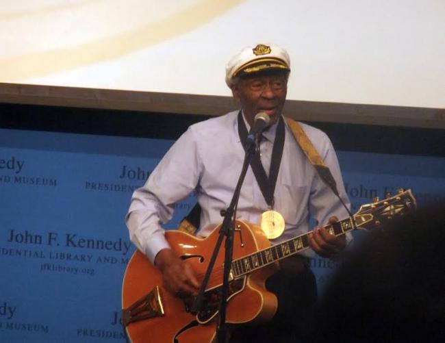 Entertainment world mourns Chuck Berry's death