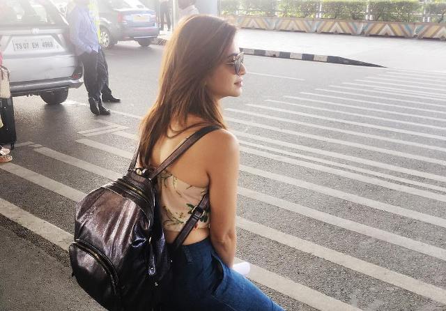 Kriti Kharbanda travels to have a 'party weekend'