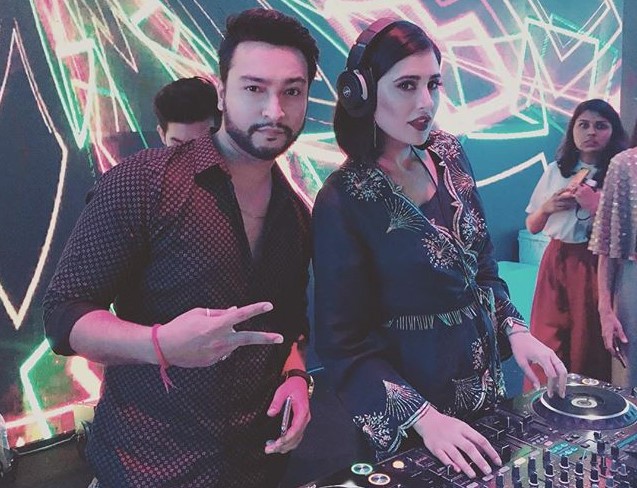 Nargis Fakhri learns to become DJ, shares picture on social media