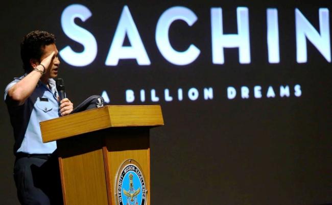 Sachin attends special screening of 'Sachin A Billion Dreams' held for Indian armed forces 