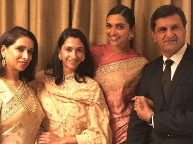 Deepika Padukone spends quality time with family, shares picture on social media