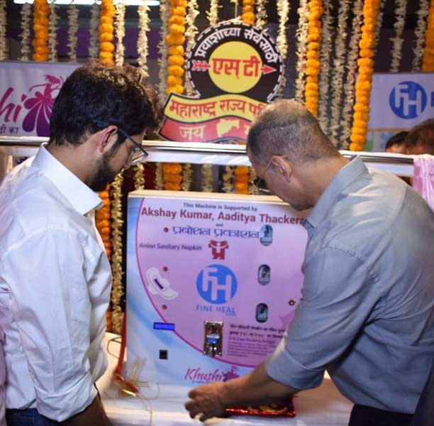 'PadMan' Akshay Kumar installs sanitary pad vending machine in Mumbai Central ST Bus Depot