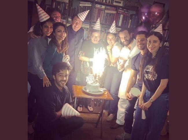 Kareena Kapoor Khan turns 38, family members celebrate birthday at midnight