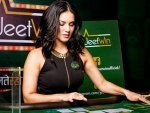 JeetWin gets glamorous - Sunny Leone amps up the glamor quotient