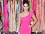 Sunny Leone looks gorgeous in pink dress 