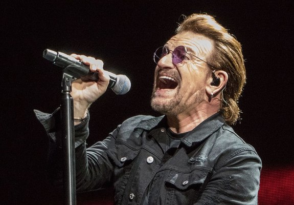 Singer Bono suffers 'complete loss of voice' during U2 concert in Berlin 