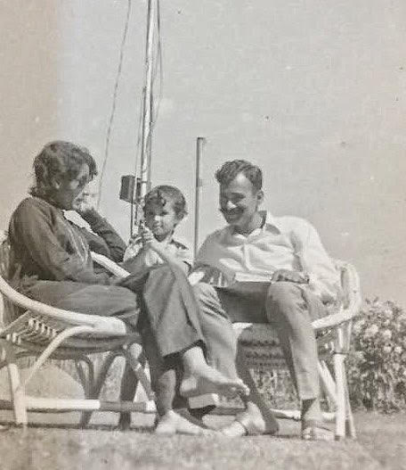 On Father's Day Chitrangda Singh shares nostalgic picture of her childhood 