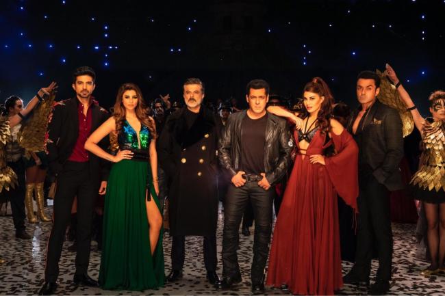 Salman Khan's Race 3 powers to Rs 100 cr within three days