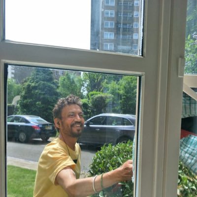 Irrfan Khan briefly returns to Twitter, changes his profile picture with positive image