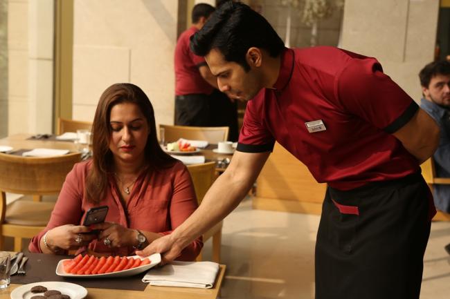 Varun Dhawan to treat media with special October Feast