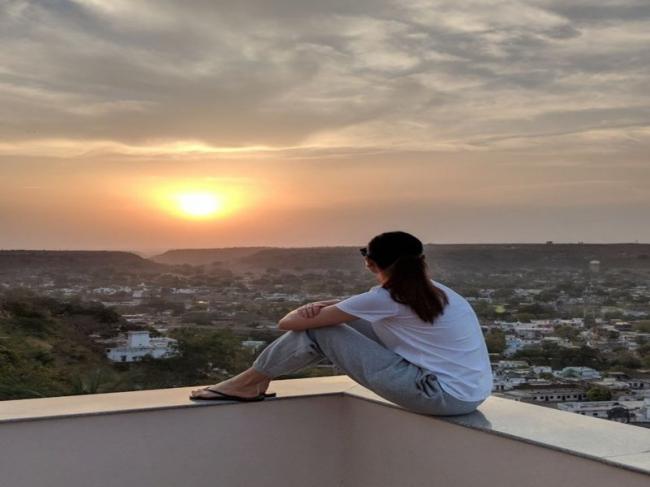 Anushka Sharma finds sunrise and sunset in Chanderi 'cherished moments'