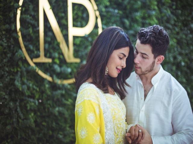 Nick Jonas sings song in front of young girls, Priyanka shares video on internet