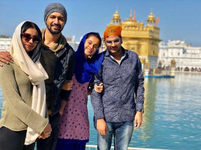 Taapsee Pannu visits Golden Temple on Valentine's Day morning