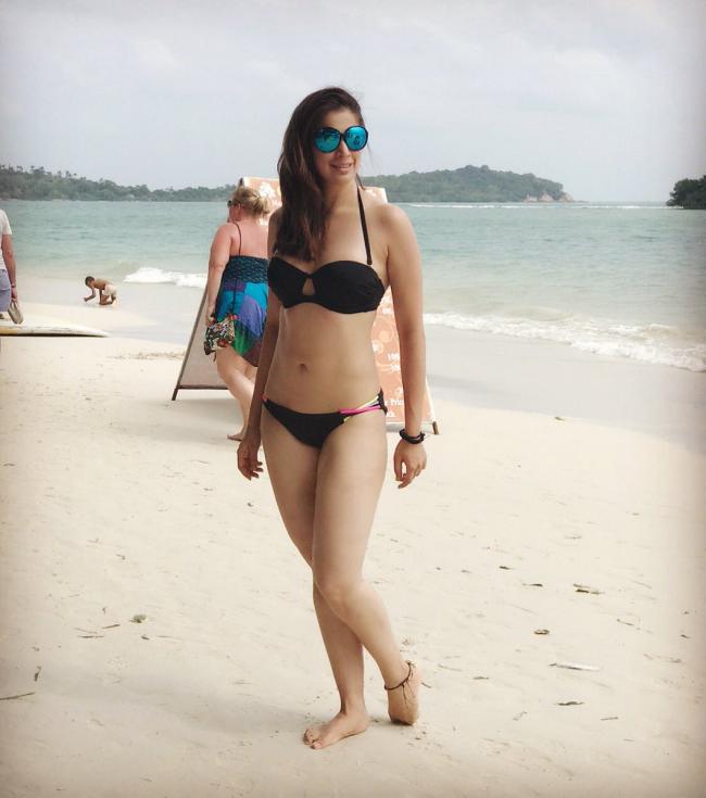 Raai Laxmi slips into black bikini, shares image on social media