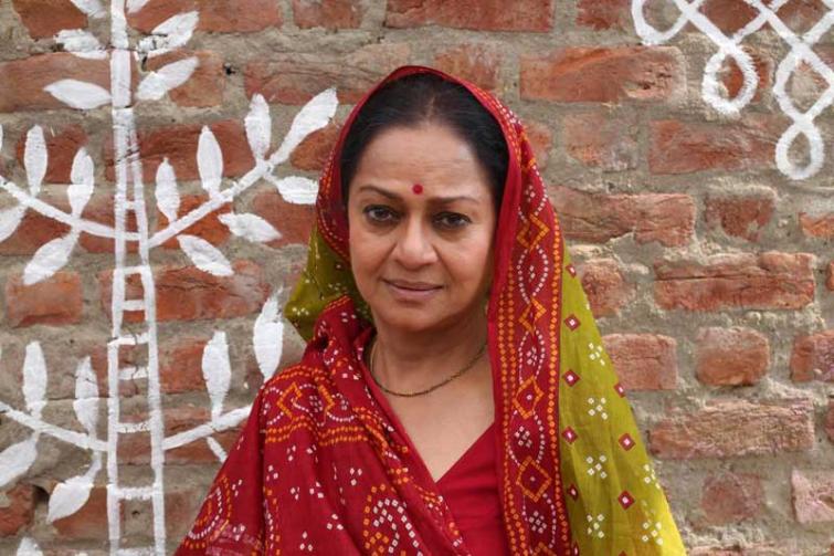 Zarina Wahab to play Narendra Modi's mother in his biopic directed by Omung Kumar