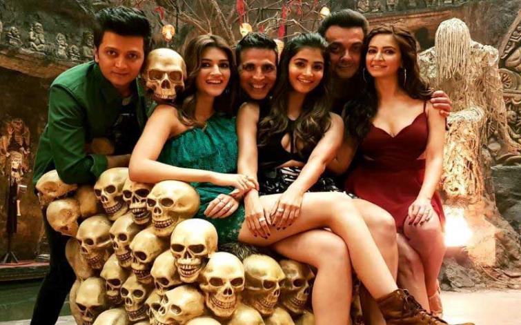 Filming of Housefull 4 song begins today