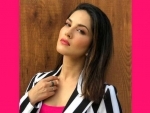 Sunny Leone shares another gorgeous image of herslf on social media for fans