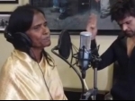 Himesh Reshammiya's video on Ranu Mondal recording song for him goes viral online