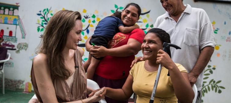 Amid Venezuela exodus, UN refugee envoy Angelina Jolie visits camps on Colombian border, appeals for humanity, more support 
