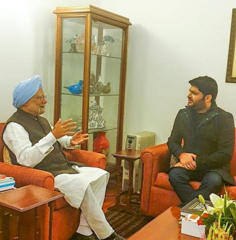 Kapil Sharma meets Manmohan Singh, shares images on social media
