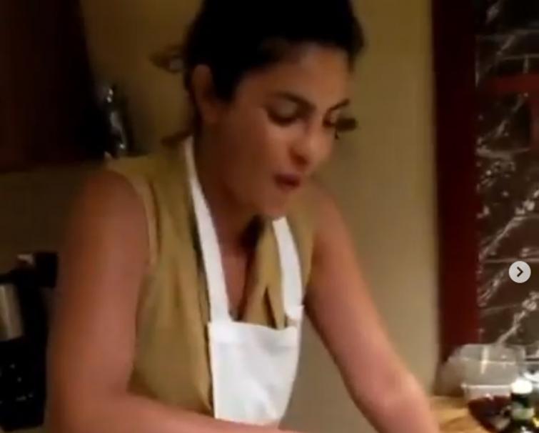 Nick Jonas, Priyanka Chopra attend cooking class, prepare pasta together