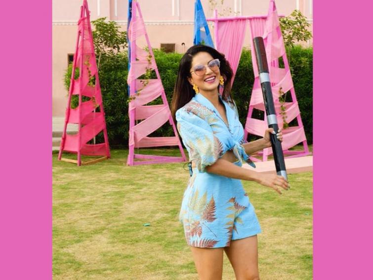 Sunny Leone looks gorgeous in her latest social media post