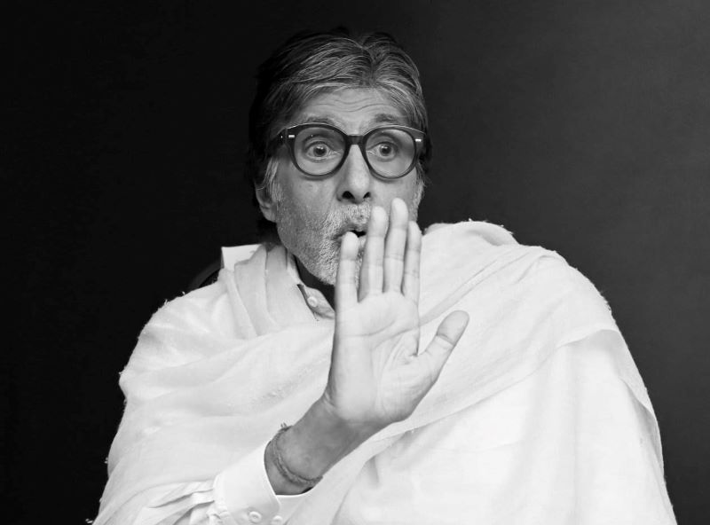 'Incorrect, irresponsible, fake, incorrigible lie': Amitabh Bachchan on news claiming he tested Covid negative