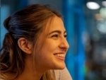 Sara Ali Khan's smiling Instagram image is winning heartsÂ onlineÂ 