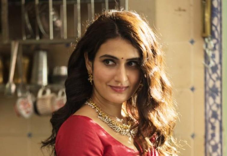Makers unveil first look of Fatima Sana Shaikh from upcoming release Suraj Pe Mangal Bhari