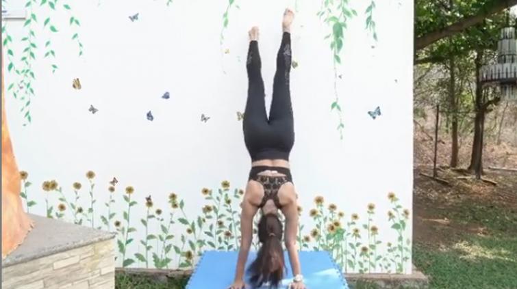 Jacqueline Fernandez sets fitness goals for her fans with Instagram videos