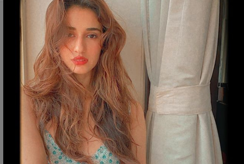 Disha Patani looks stunning in her Instagram sun-kissed posts 