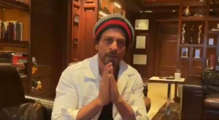 Shah Rukh Khan urges all to stay indoors to combat COVID-19