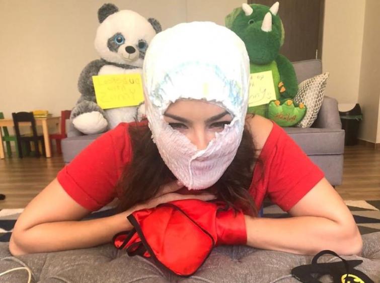 Sunny Leone tries funny face masks in times of COVID-19