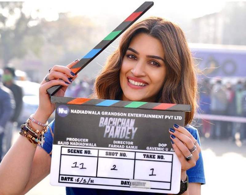 Kriti Sanon starts shooting for Bachchan Pandey, shares pictures from set on Instagram
