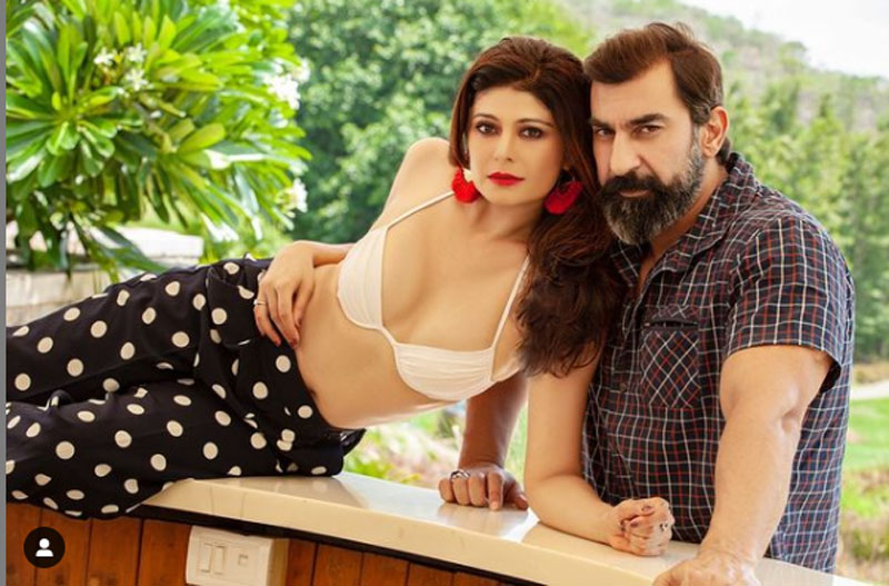 Pooja Batra shares her favourite picture with hubby Nawab on Instagram