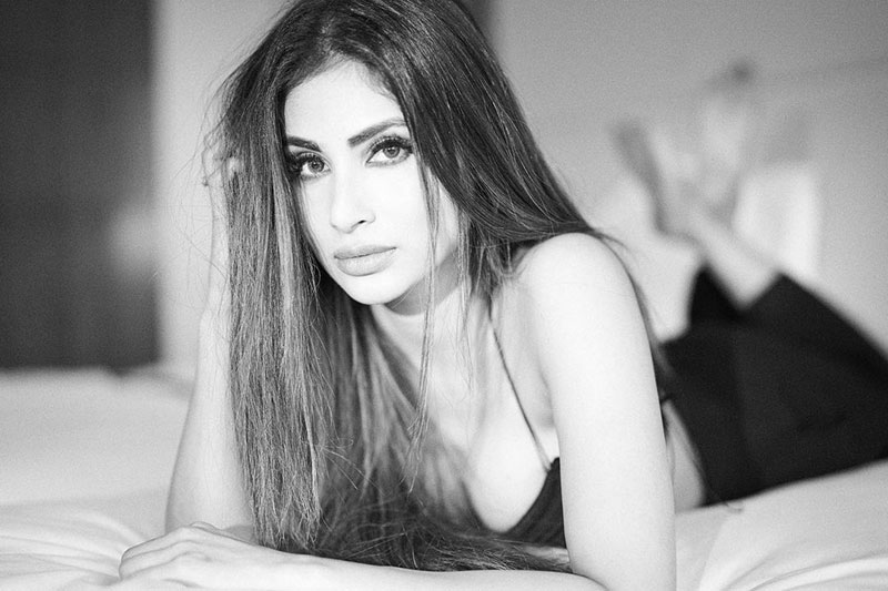 Mouni Roy's 'post pack up shot' will surely melt your heart. See pics