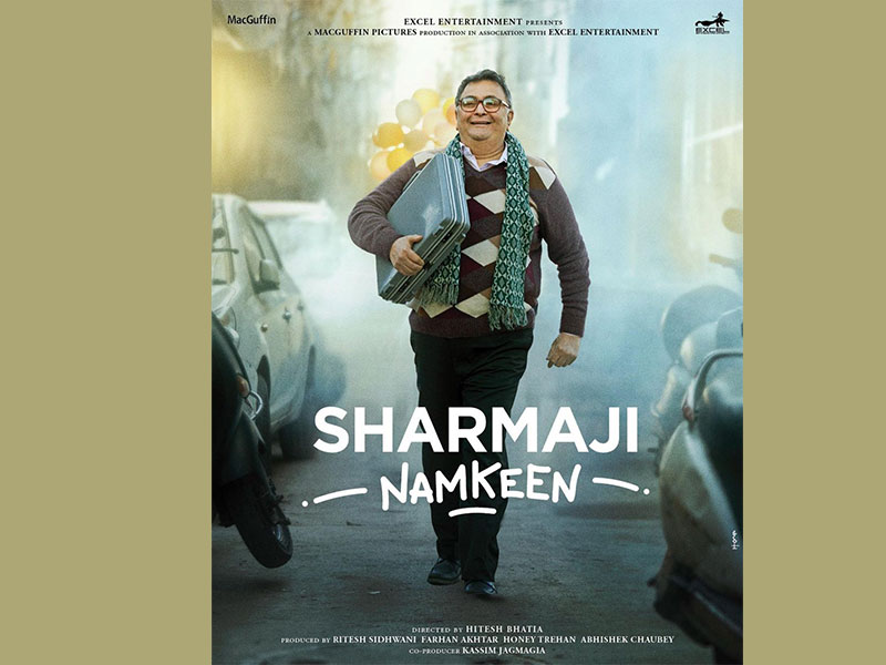 Farhan Akhtar unveils poster of Rishi Kapoor starrer Sharmaji Namkeen on late actor's birth anniversary